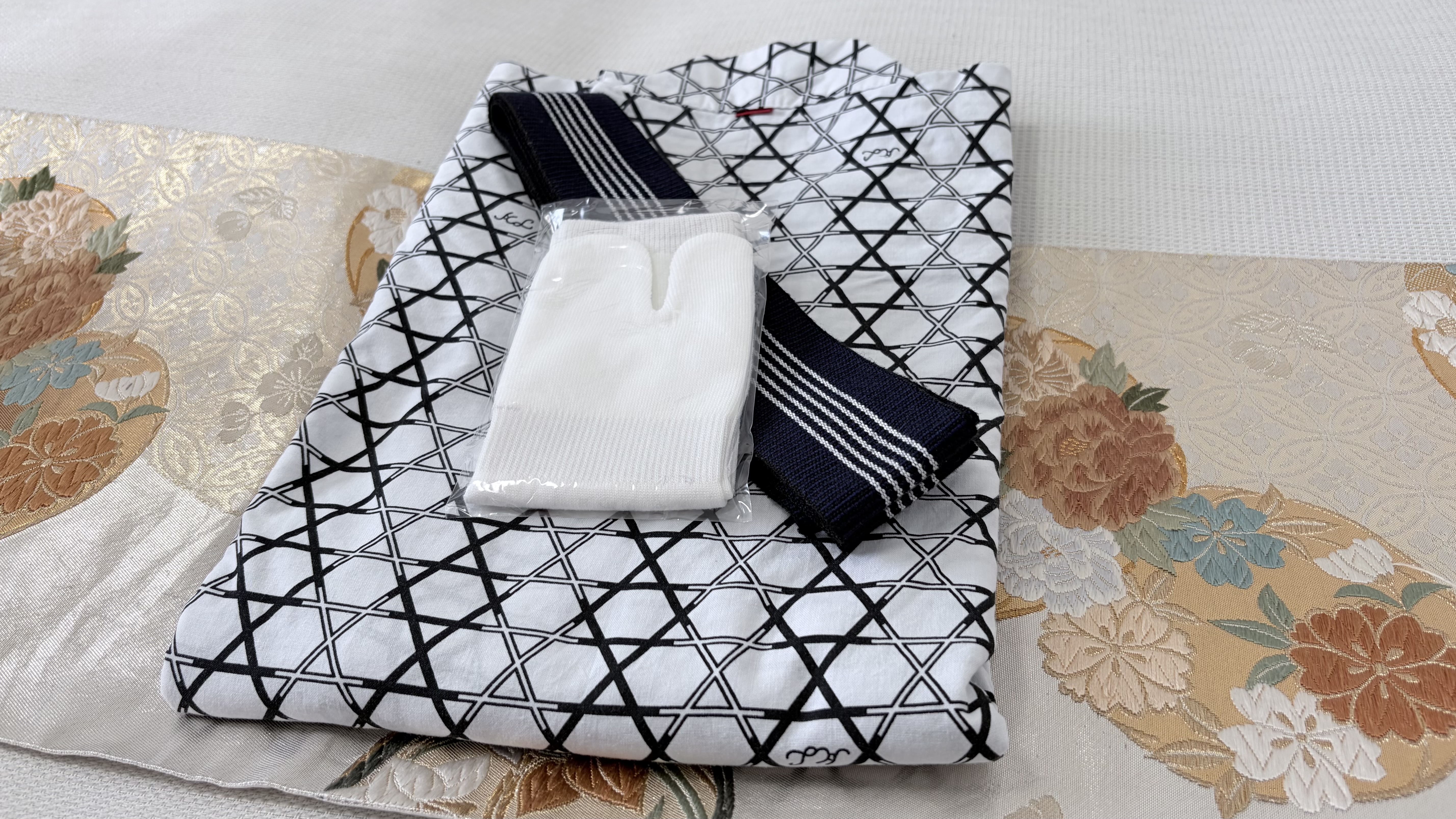 ルームソックス（足袋）をご用意しております（冬限定）