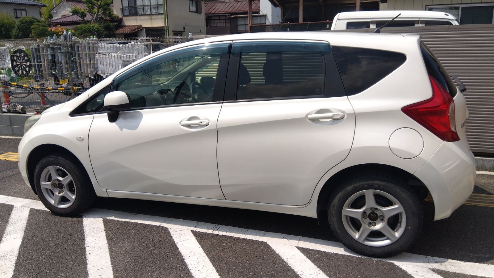 宿発着で楽々直営レンタカー付き自由気まま旅　無料で食べれる朝蕎麦定食が人気！飲食持ち込みOK！