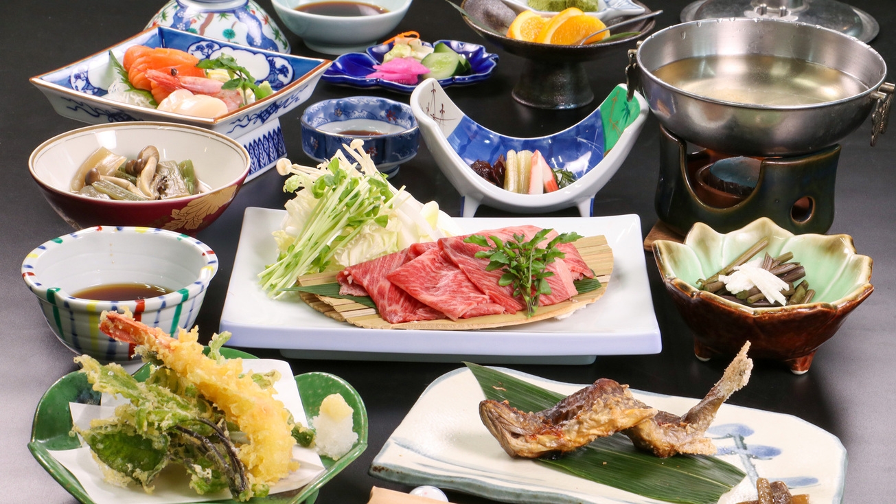 【2食付】標高1，300ｍで神秘の秘湯体験！源泉かけ流しの大パノラマ露天と手作り田舎料理が自慢☆