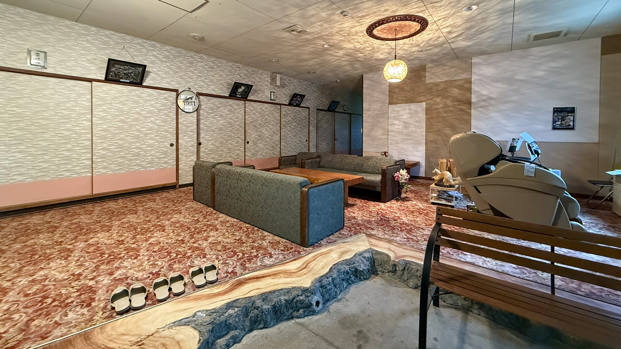 #館内　秘湯の雰囲気！？ようこそ、幕川温泉へ！