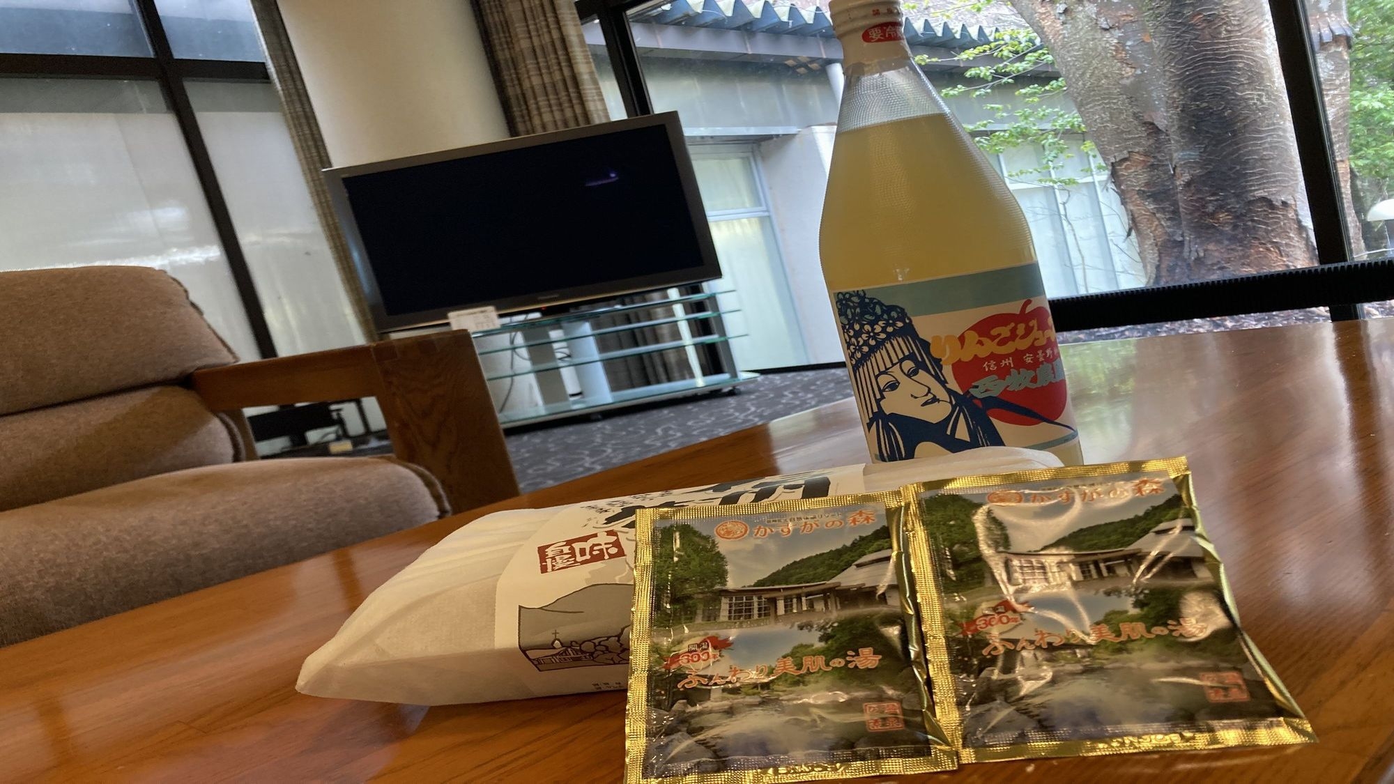 お土産付！【信州３大土産付（大人１名様毎に）】と【信州蓼科牛、信州豚、信州ハーブ鶏】信州御膳