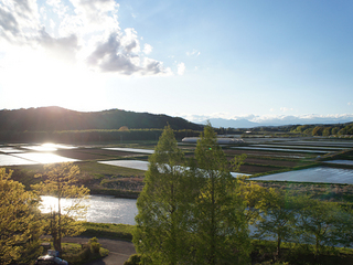 那須連山を望む