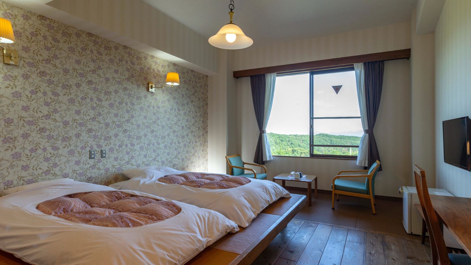 洋室和ツインベッド一例