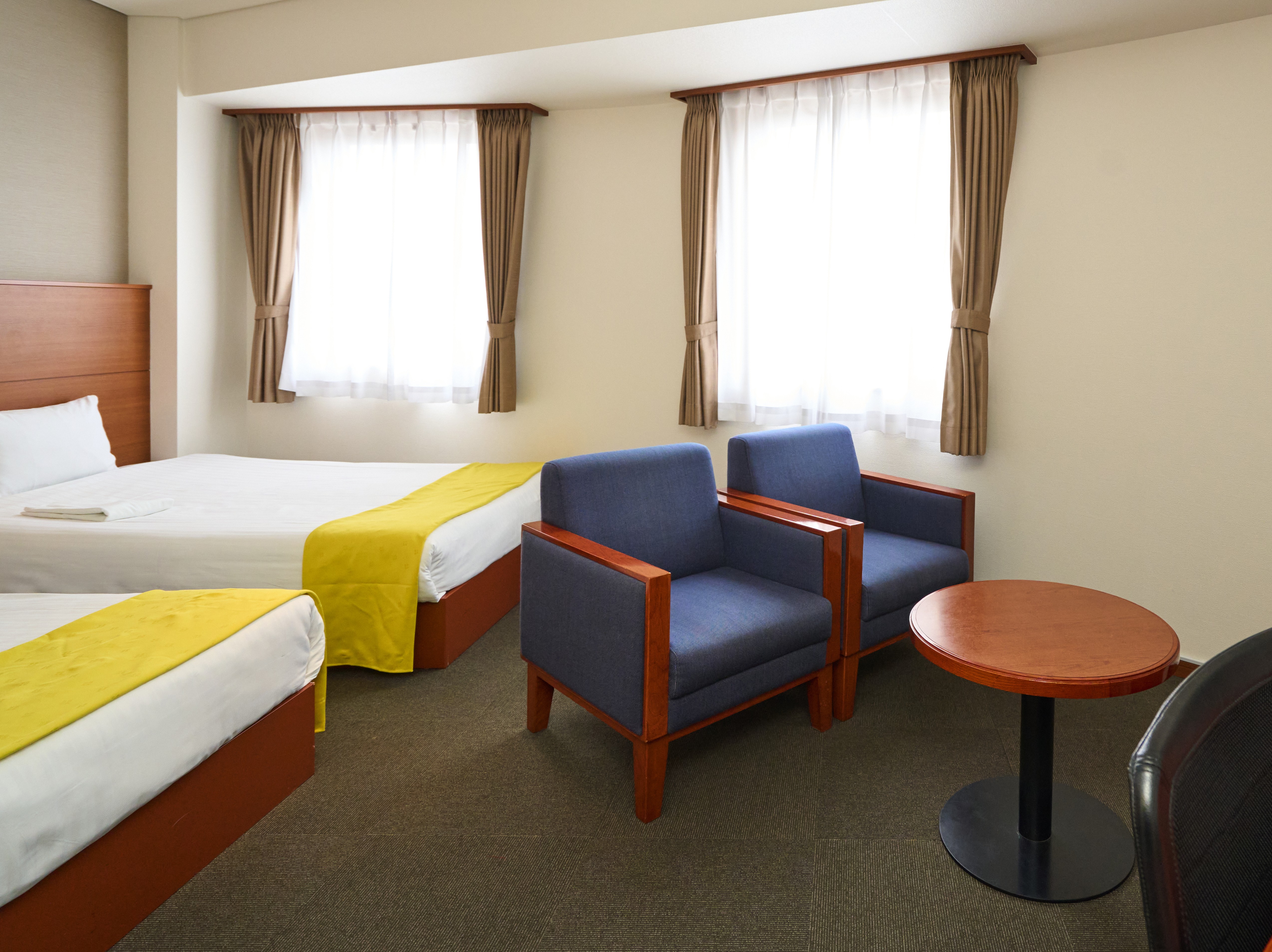 ツインルームの室内