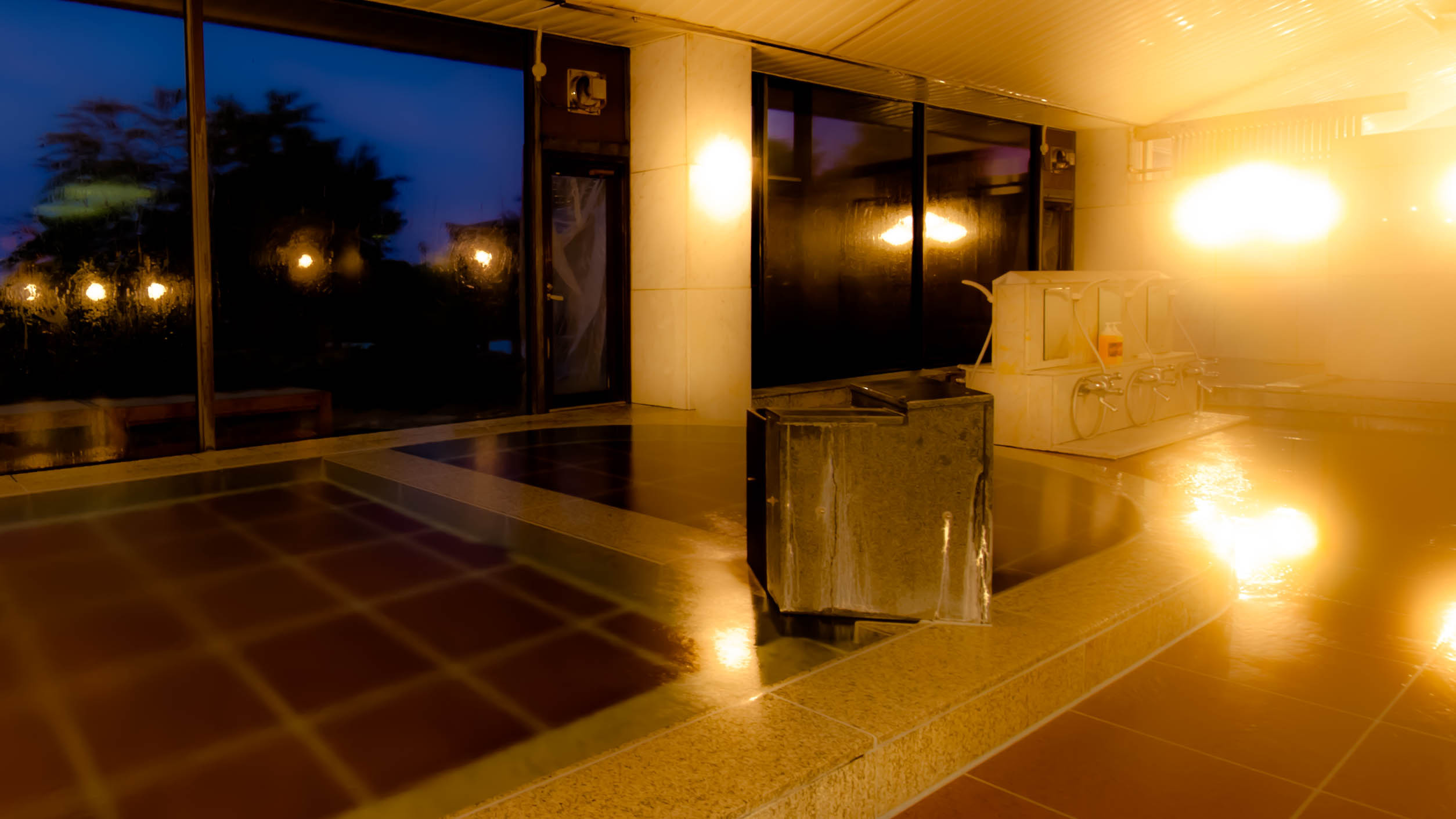 心地よい湯触りの秘密