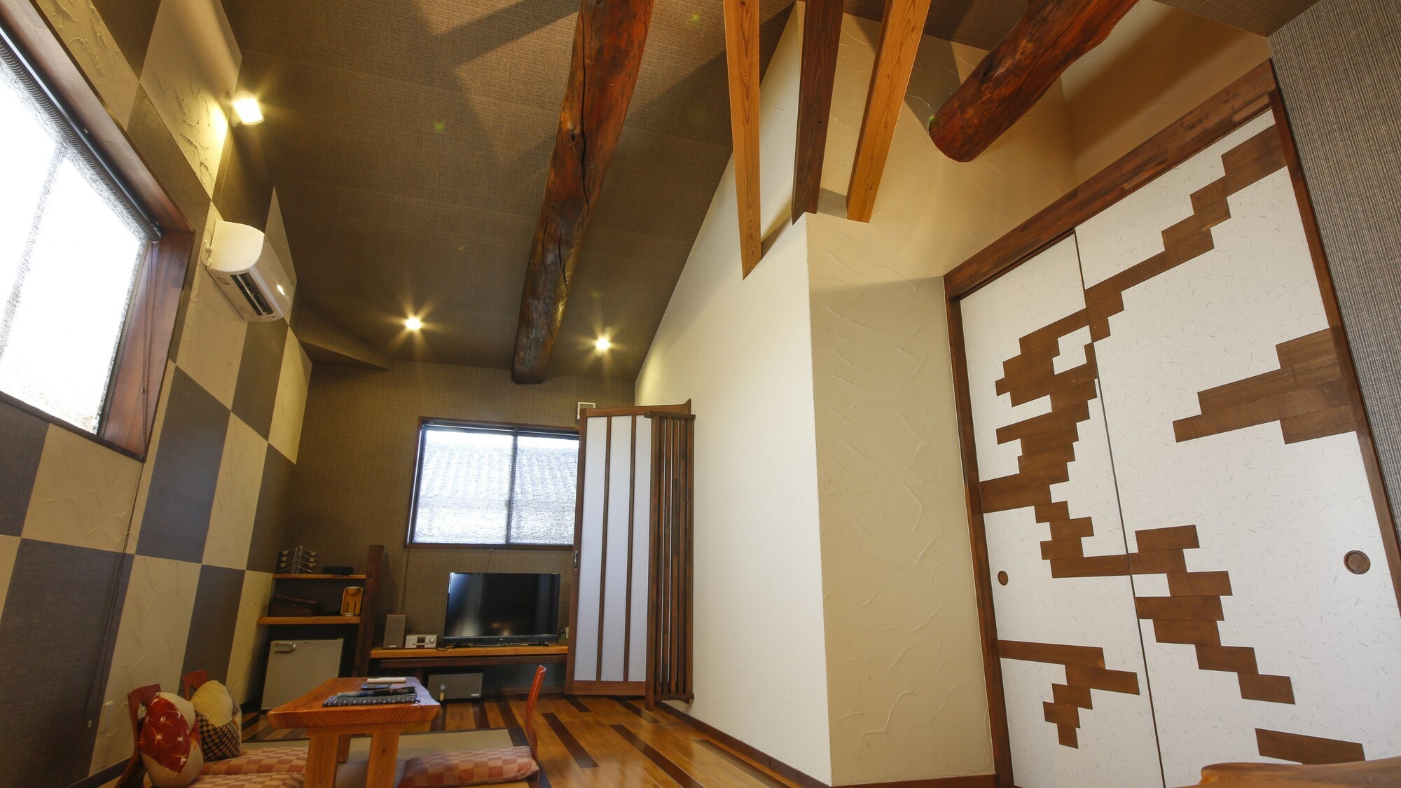 【君影草又は花車】山側客室