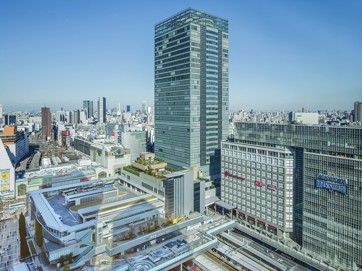 JR他新宿駅南口やバスタ新宿より徒歩3分