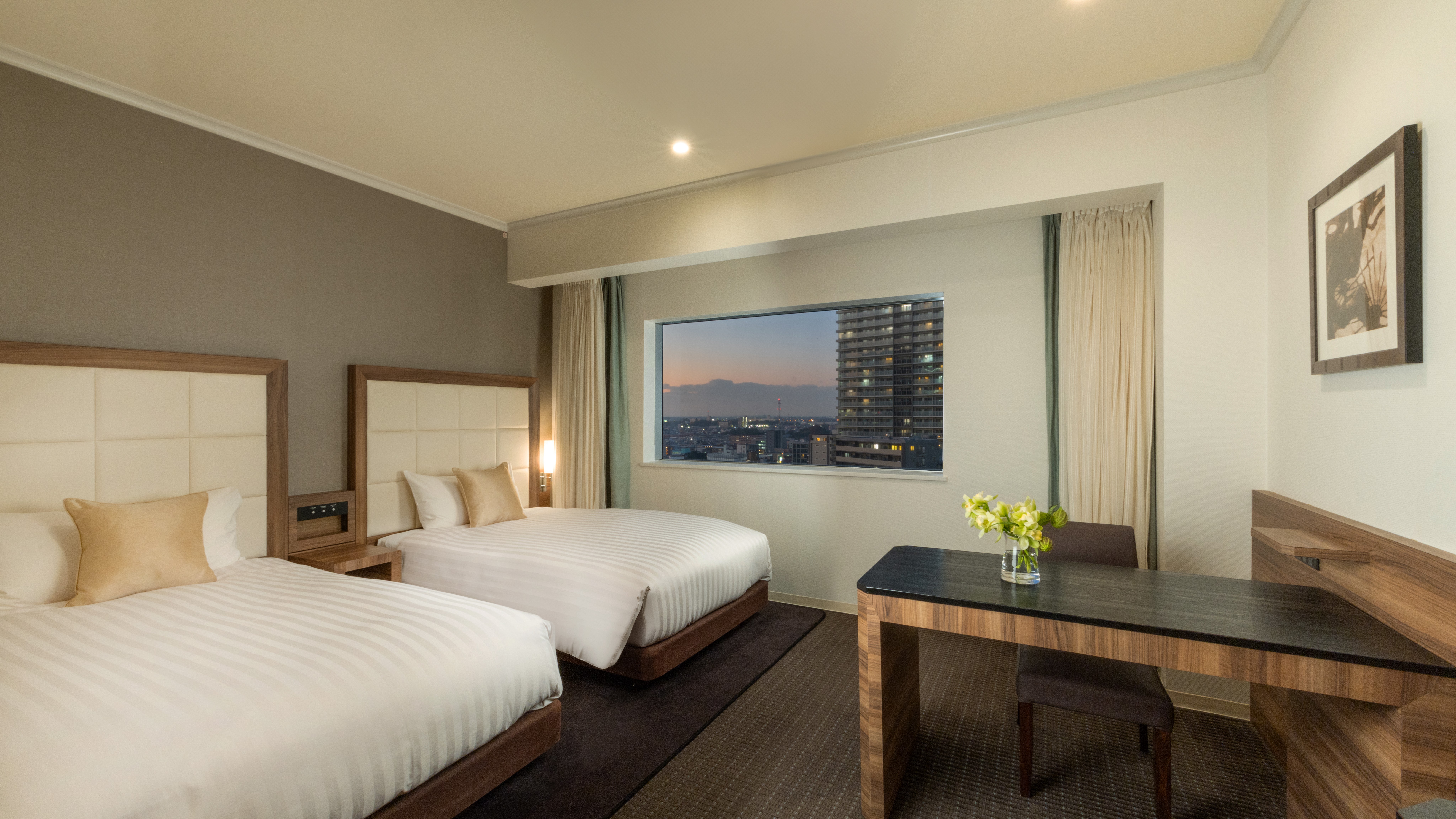 ■　ツイン　■