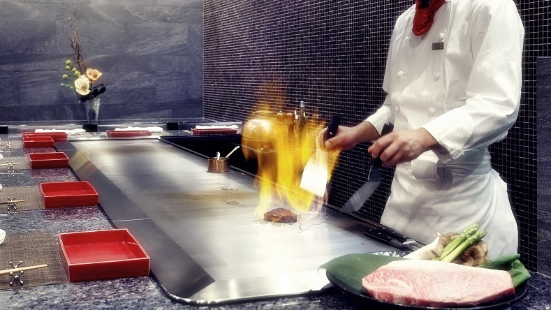 ■鉄板焼 和（なごみ）　■