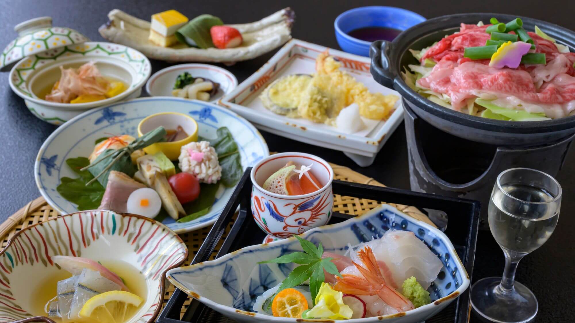 【季節の会席料理コース】四季折々の旬満載、全8品のスタンダード会席です。