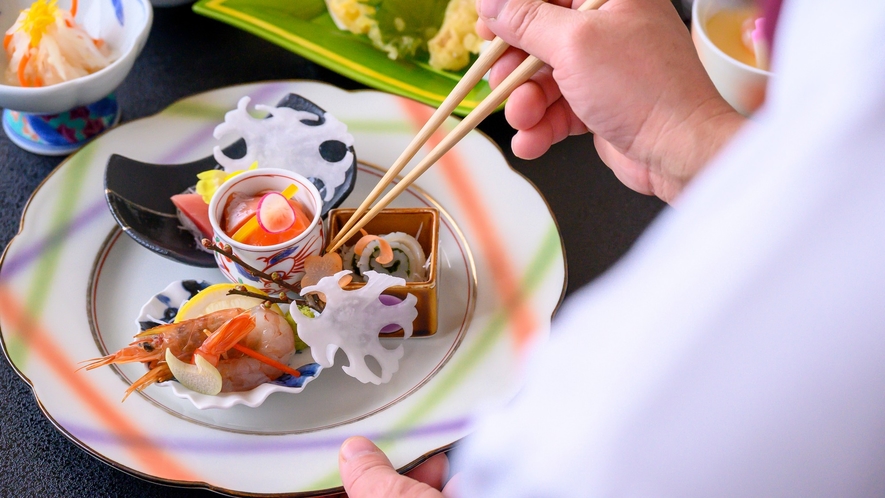 【山紫苑のおもてなし】鳥取の旬の食材で、腕自慢の料理人が腕を振るいます。