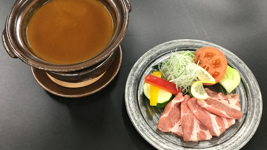 【6～8月会席 梅松】県産豚と夏野菜の赤味噌鍋