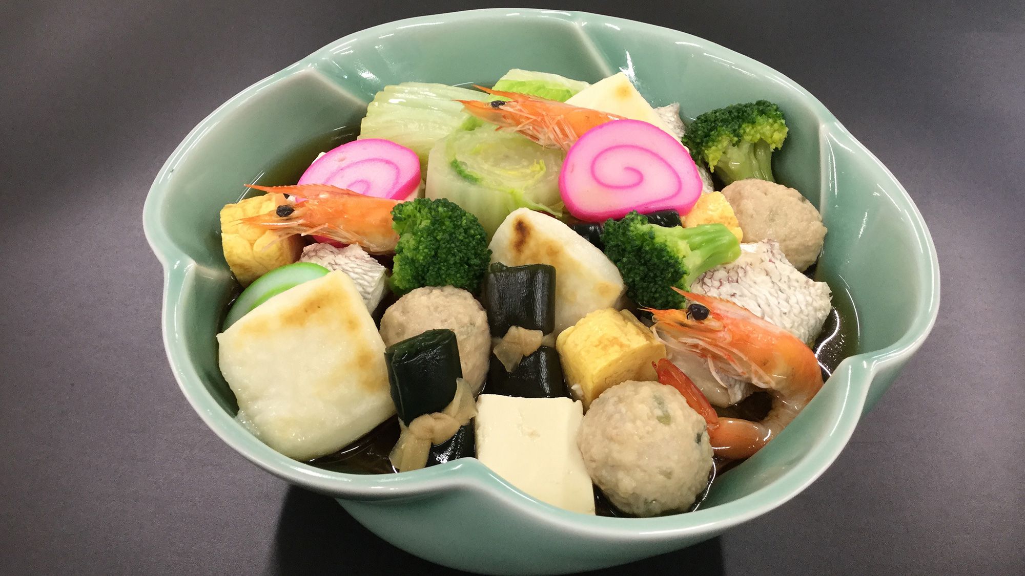 【12～2月卓袱 孔雀】長崎雑煮風大鉢蒸し