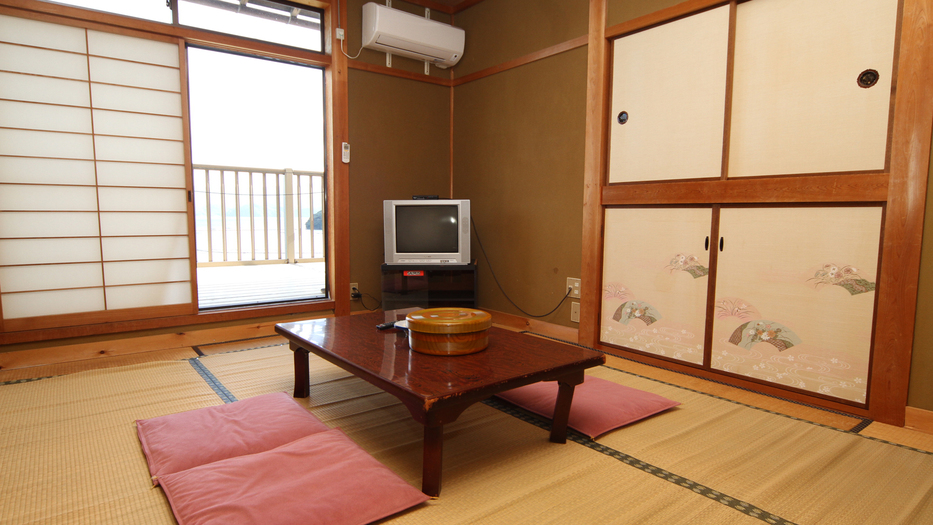 【食べ方自由！】新鮮活カニを好きな食べ方で満喫しちゃおう♪【タグ無しカニ】