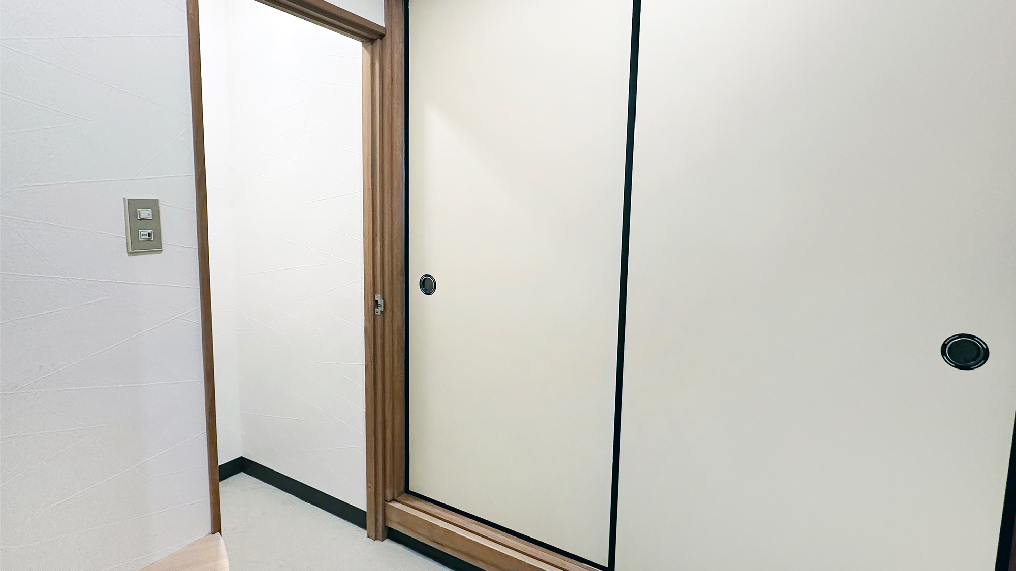 202号室 和洋室ツイン 15平米+7.5畳