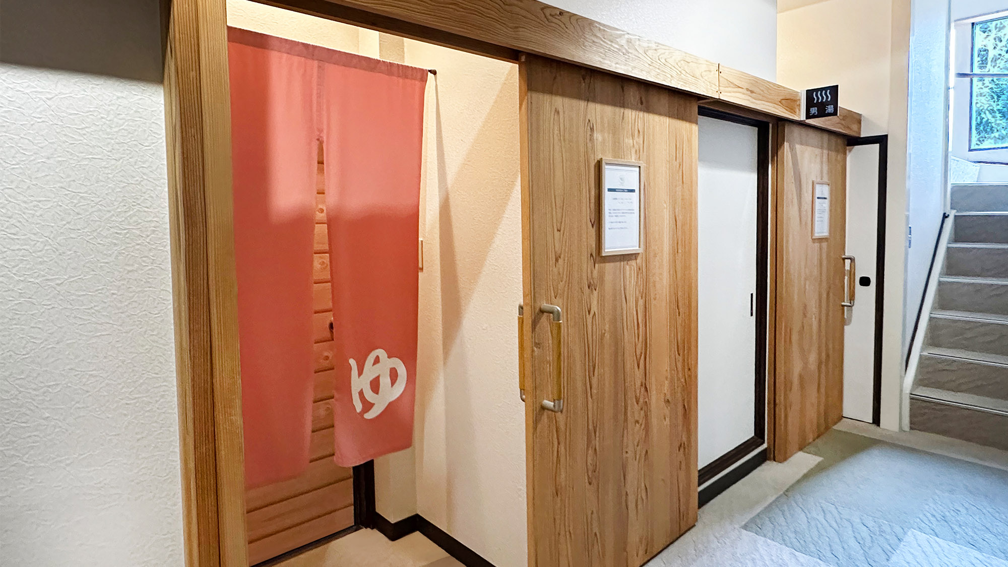 1階 女湯入り口