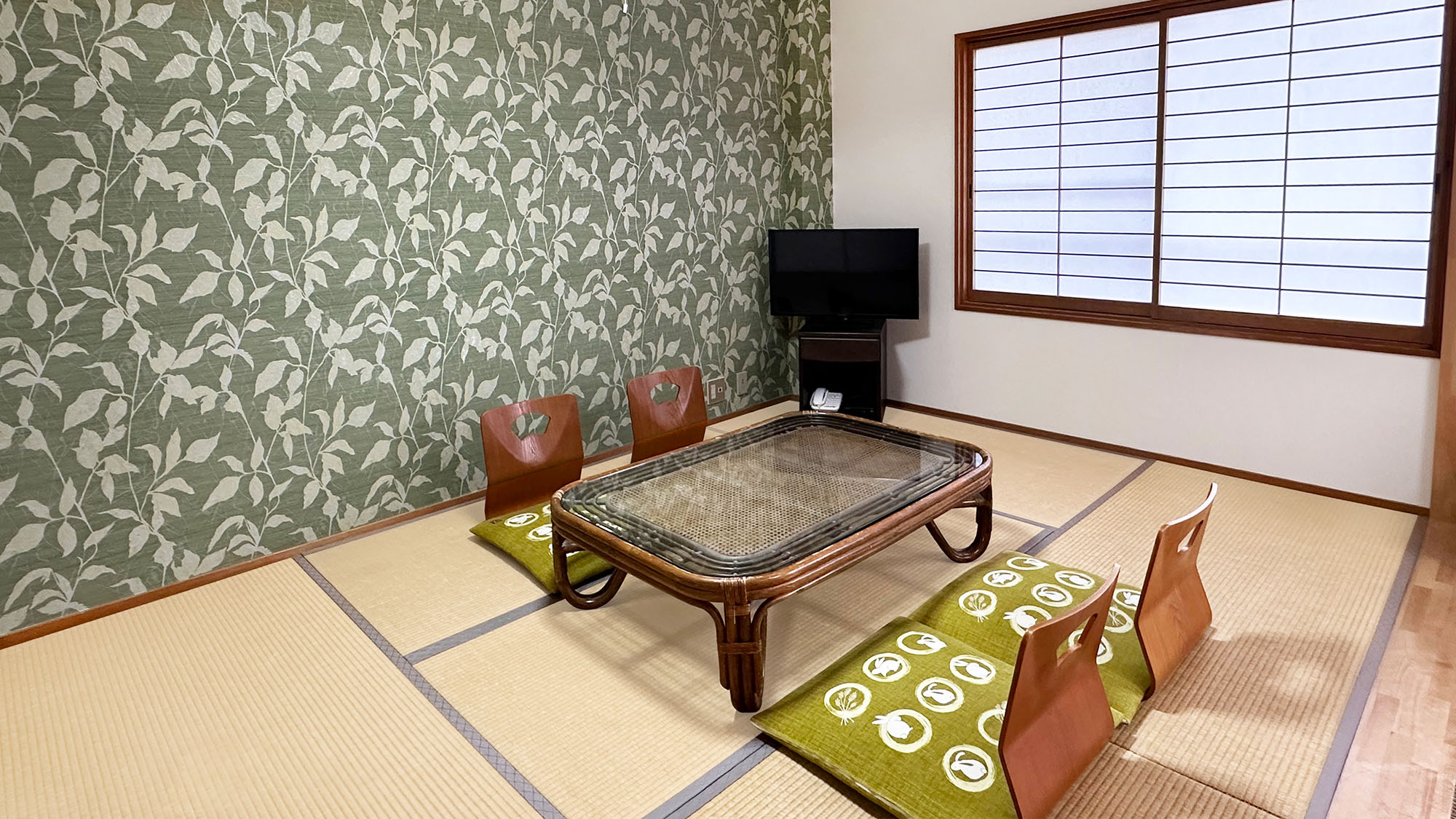 202号室 和洋室ツイン 15平米+7.5畳