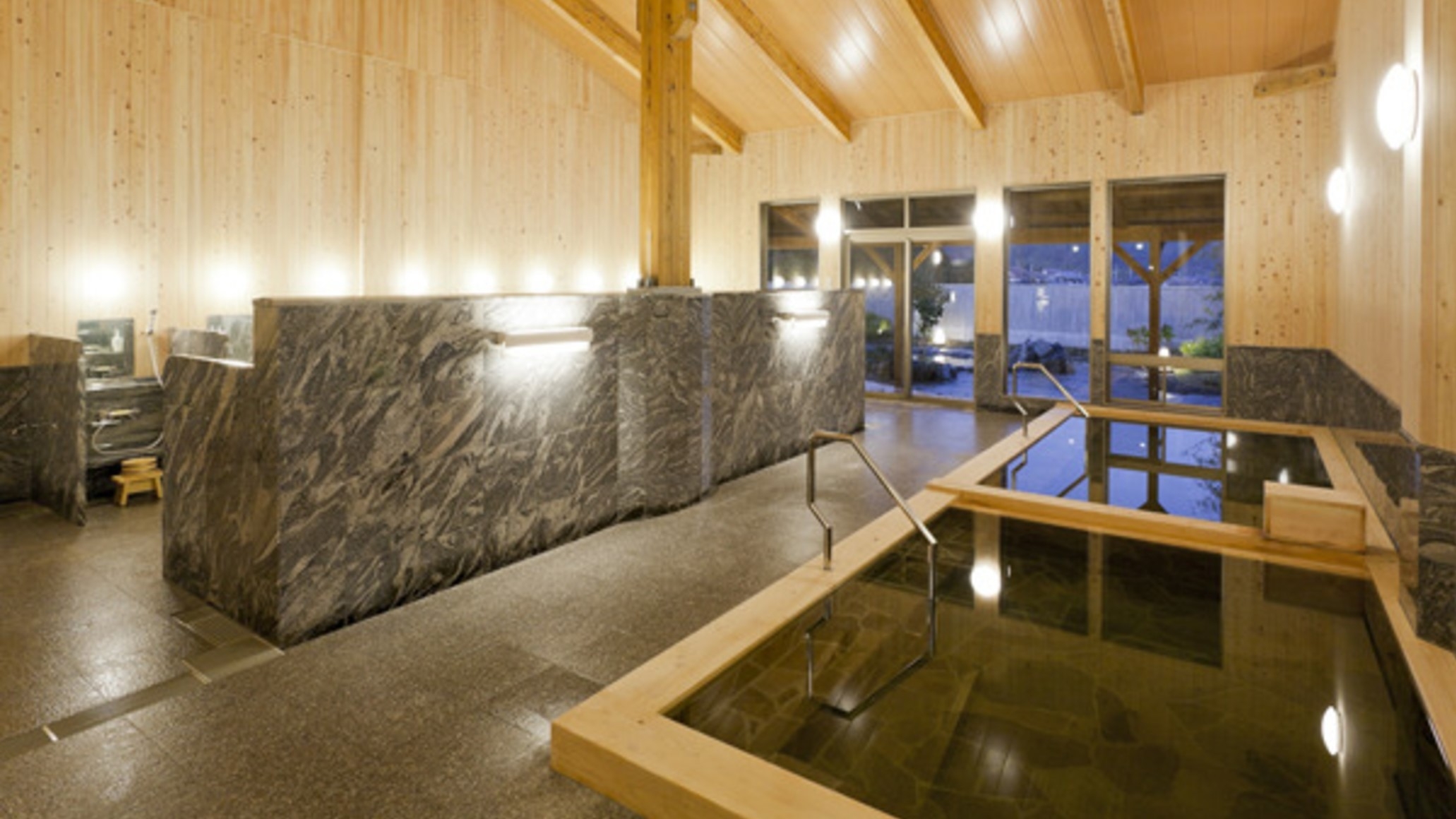 【平日限定】※返金不可※（朝食付き）美人の湯と朝食を満喫〜3つの源泉から湧き出る檜風呂付き〜