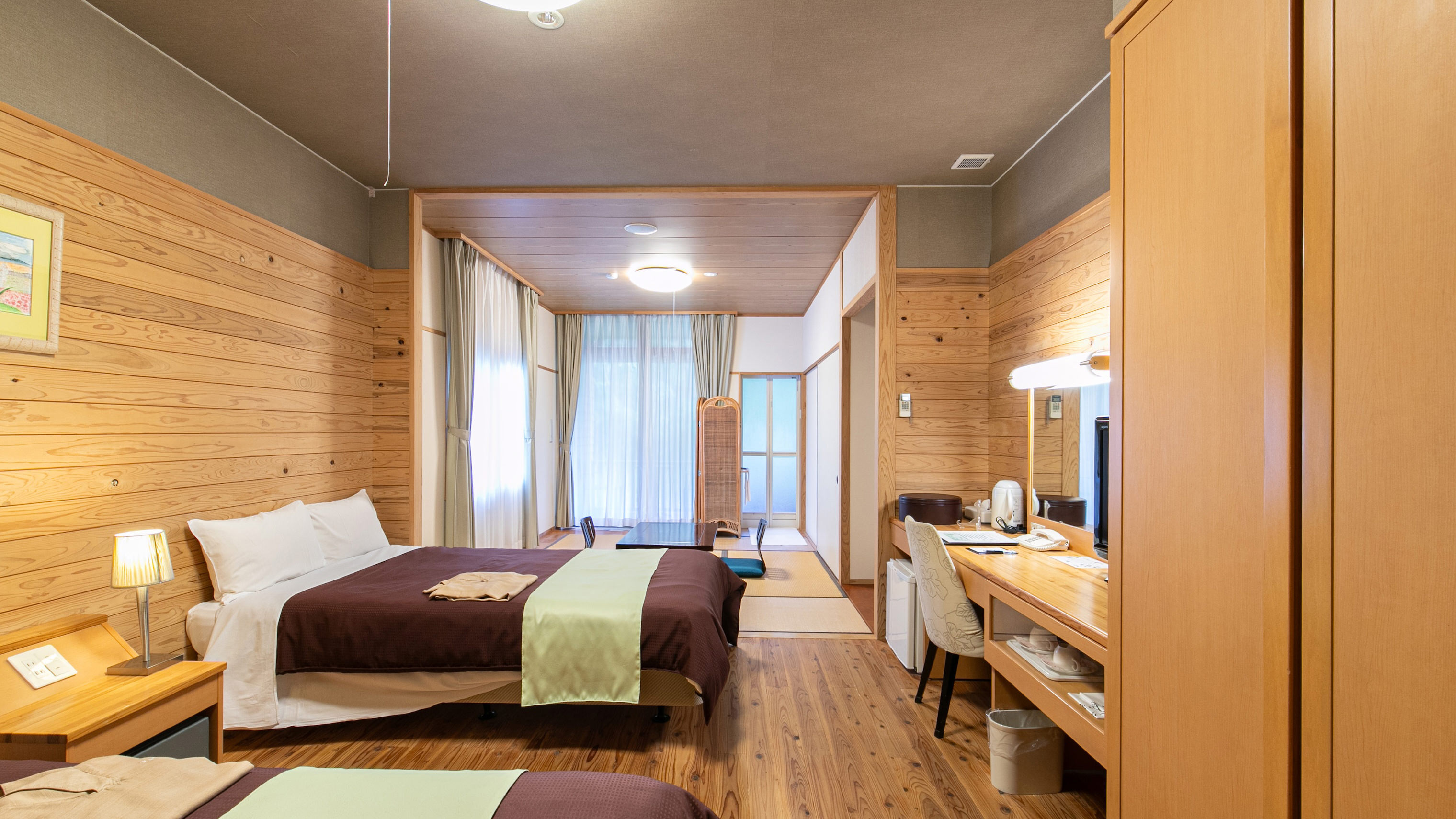 【特別和洋室】檜の内湯◆木の香りに包まれる特別な時間（禁煙）