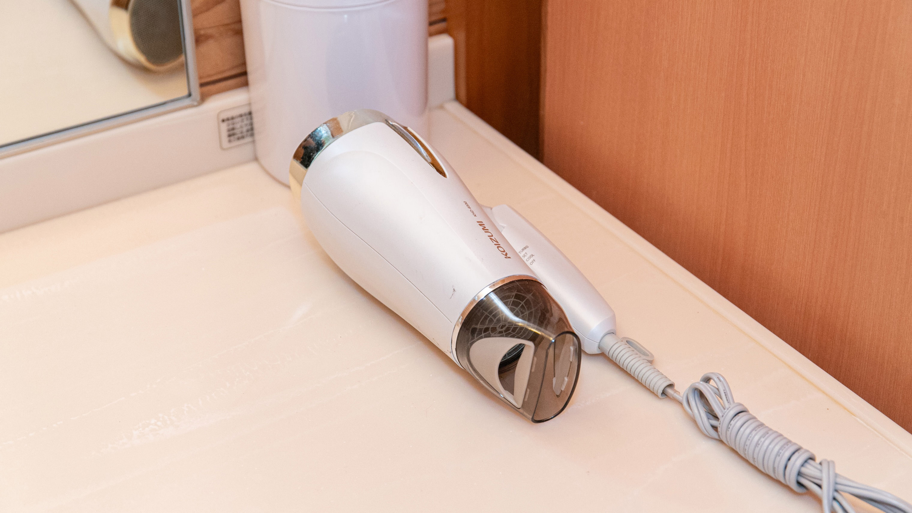 【洋室ツイン】檜の内湯◆木の香りに包まれた洋室(禁煙)