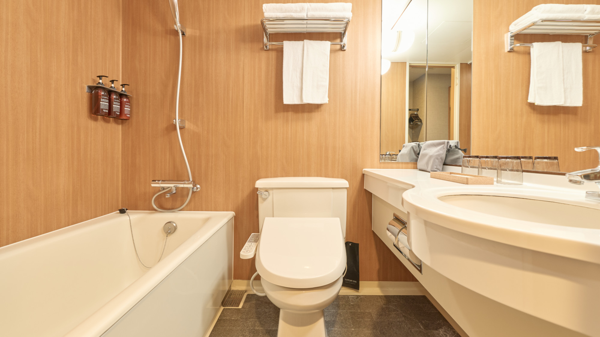 【ライフスタイルフロアバスルーム】