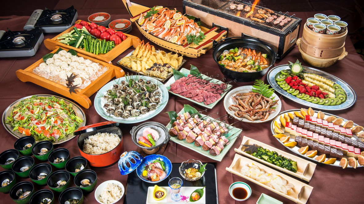 【庄内もっけKANIバイキング】海鮮や三元豚など約20種類の庄内グルメを堪能!