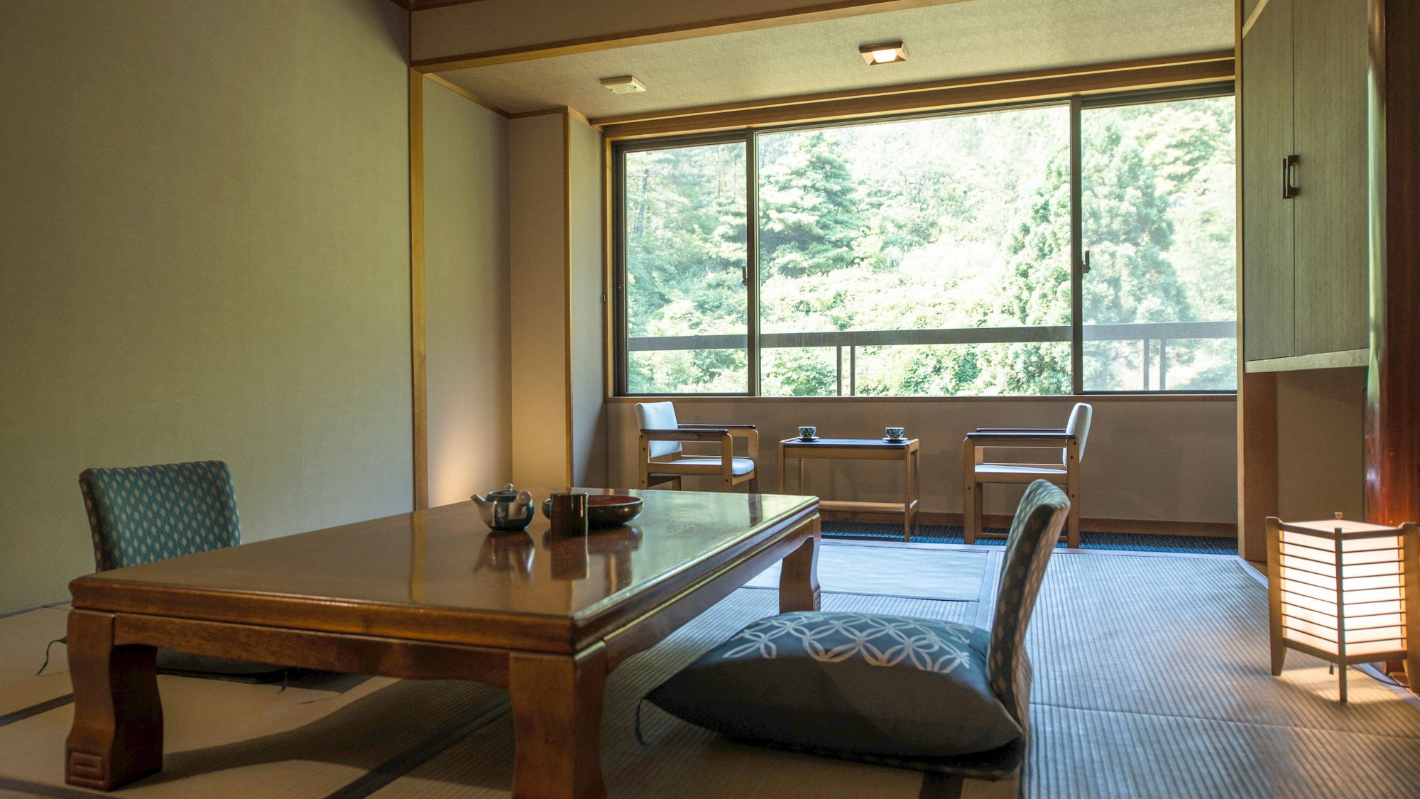 【3-4階・旅倶楽部】和室10畳（トイレ付）禁煙　38㎡の広さで、のびのびとお過ごしいただけます。