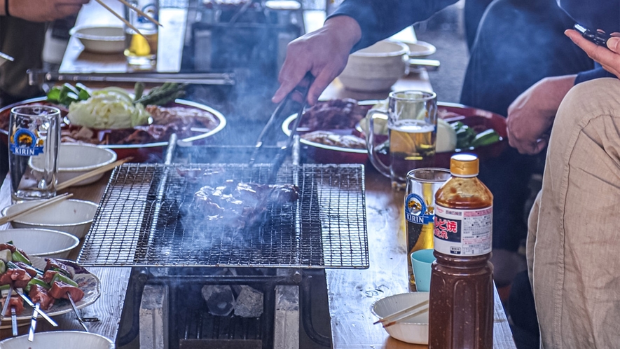 ・＜BBQ＞煙モクモクになっても外なので安心です