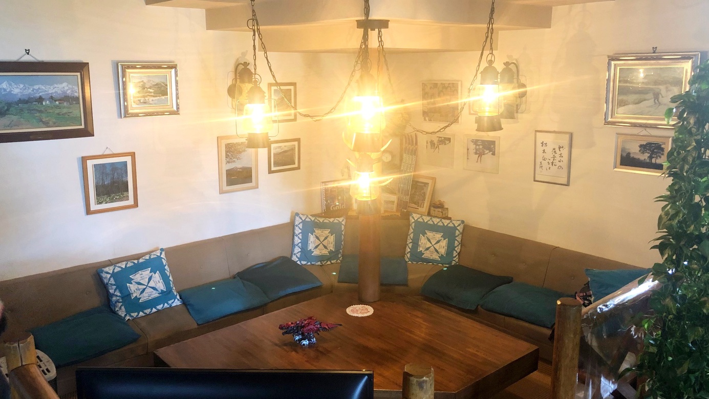 ○朝食付○21時までチェックインOK！妙高高原の全ゲレンデまでお車10分以内♪源泉かけ流し温泉！