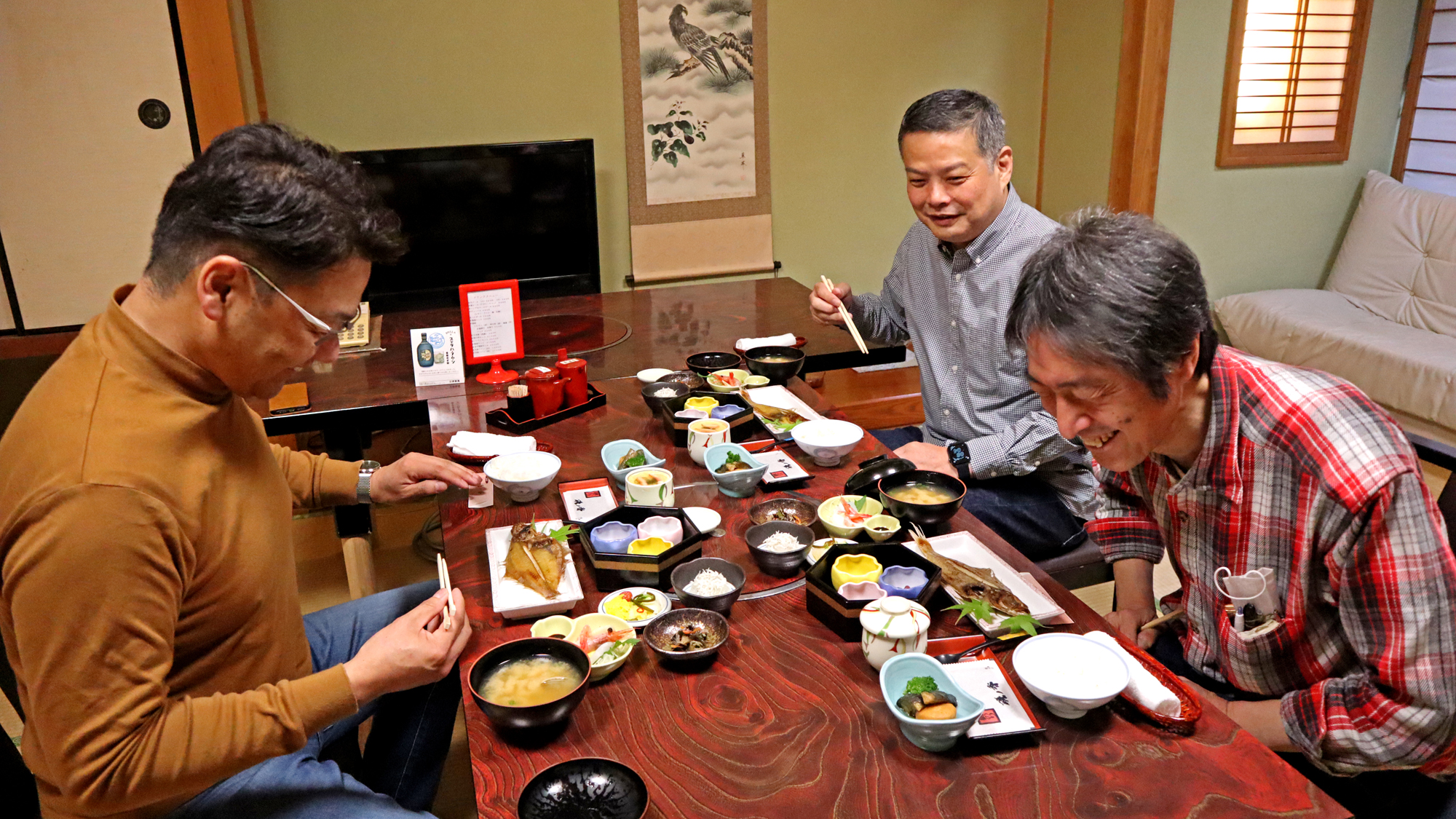 朝食は和定食をご用意いたします