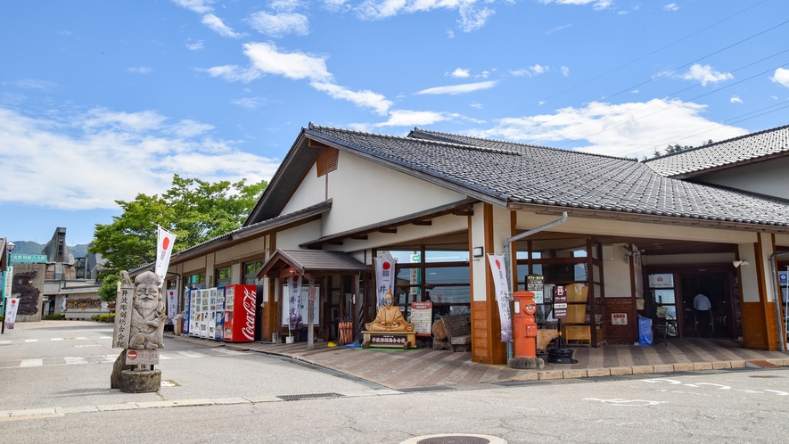 *■道の駅井波■特産の井波彫刻の魅力を満喫！彫刻体験もできますよ♪