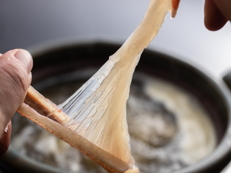 【少量美味】活間人ガニ１杯と北洋産茹でズワイガニお二人で１杯にお造り舟盛付きのカニ食べきりプラン