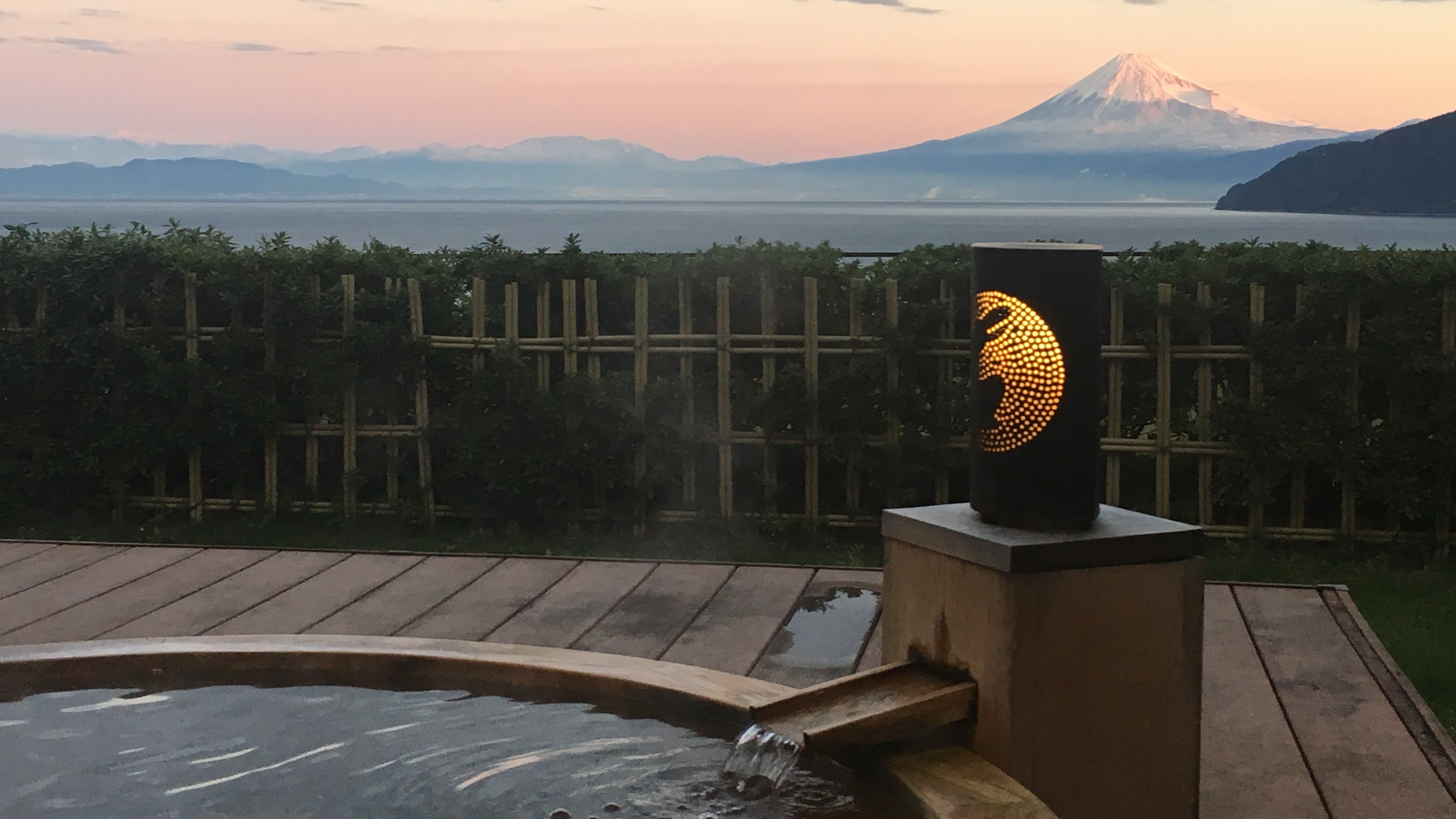 世界遺産 富士山を望む宿 富岳群青(部屋(水回り))