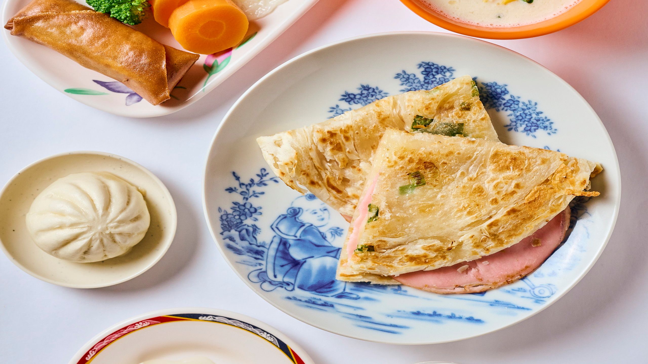 葱油餅のハムチーズ焼き