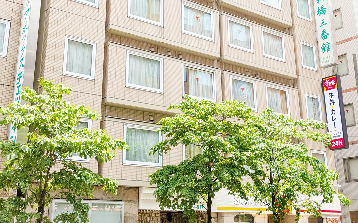 1Fにすき家さんが入っている建物です。