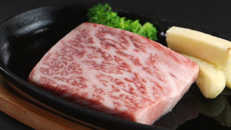 ＃贅-zei-・極-kiwami　料理長厳選！常陸牛≪Ａ５ランク≫を贅沢にステーキで…。