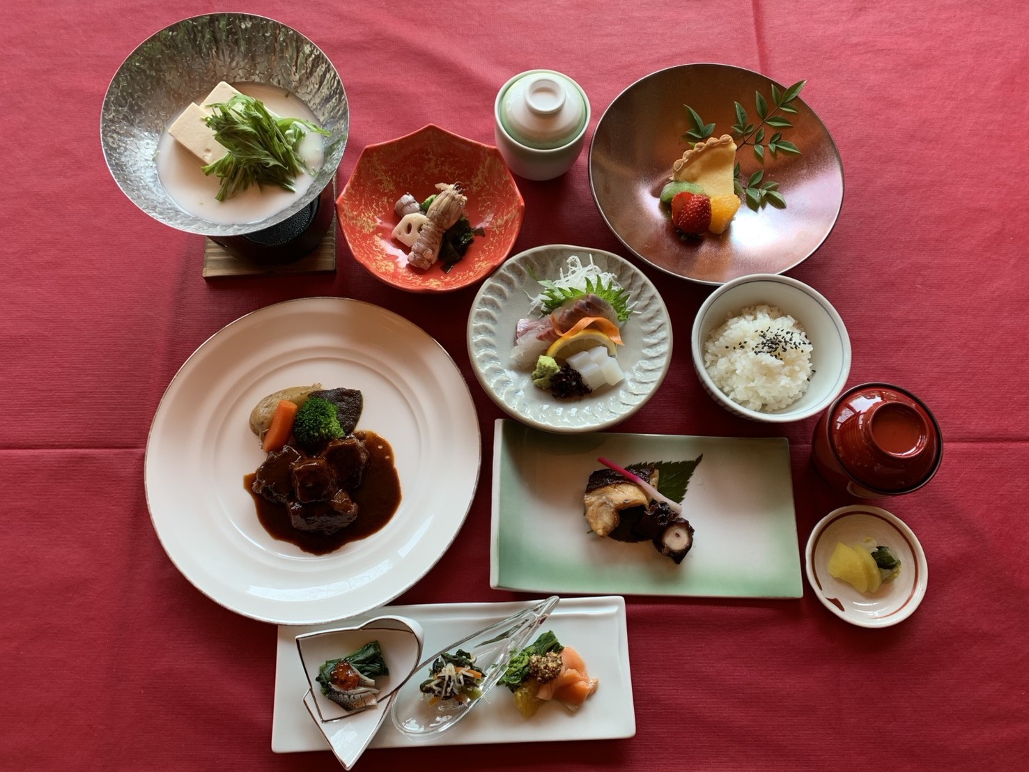 ＜GW限定＞季節の会席コースに舌鼓♪　水も料理も大満足！