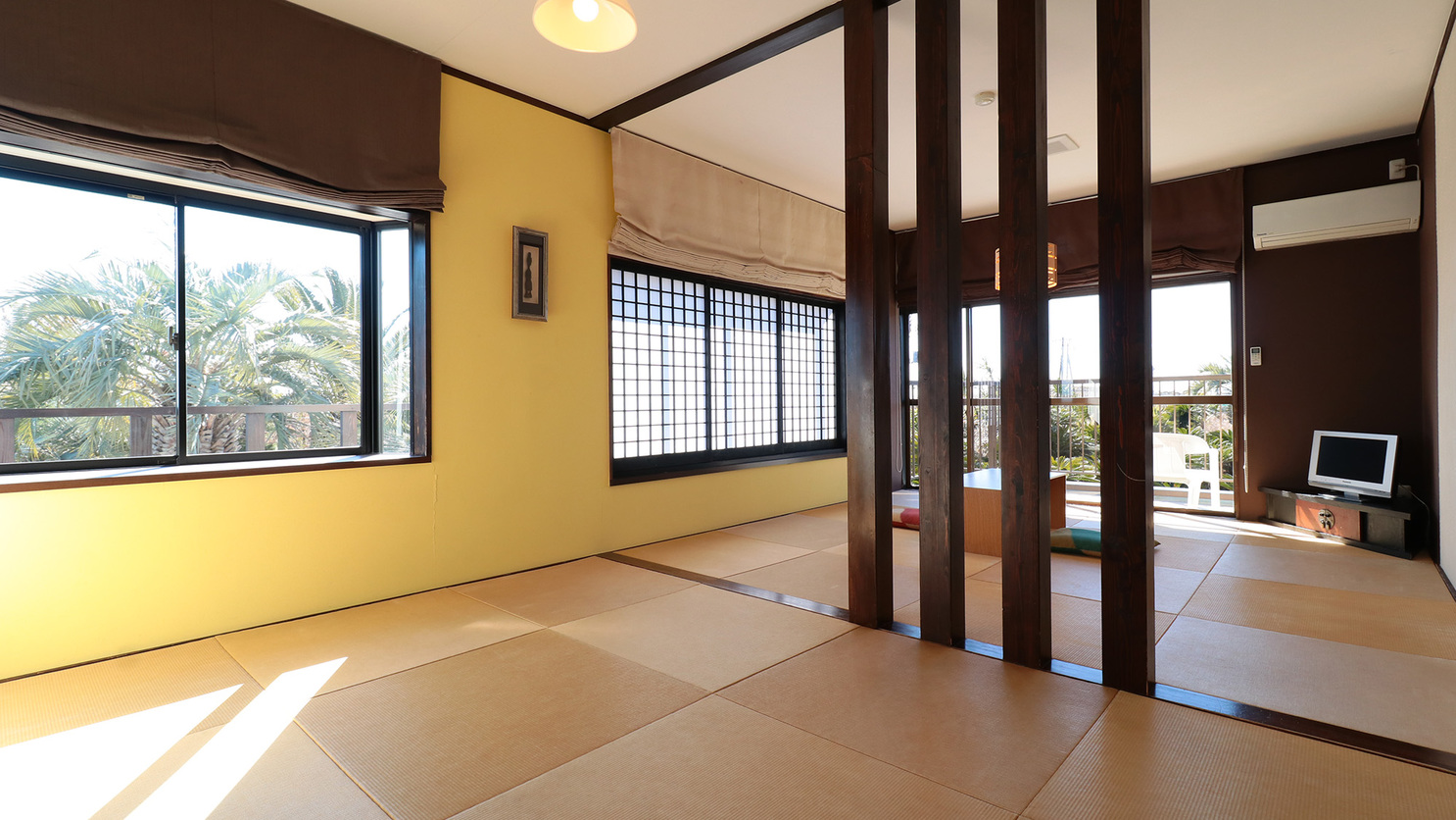 【客室】ガーデンビュー広々14畳和モダン和室★お部屋からお庭が眺められます*