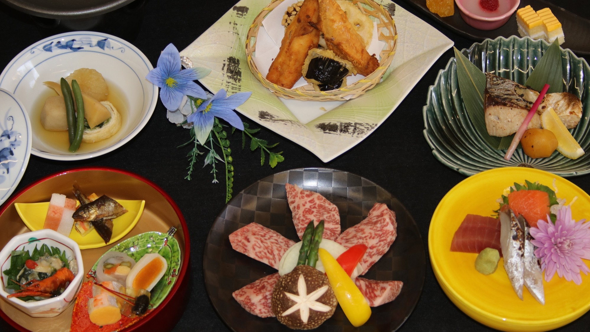 おすすめグレードアップ★贅沢に特選ステーキ付き！