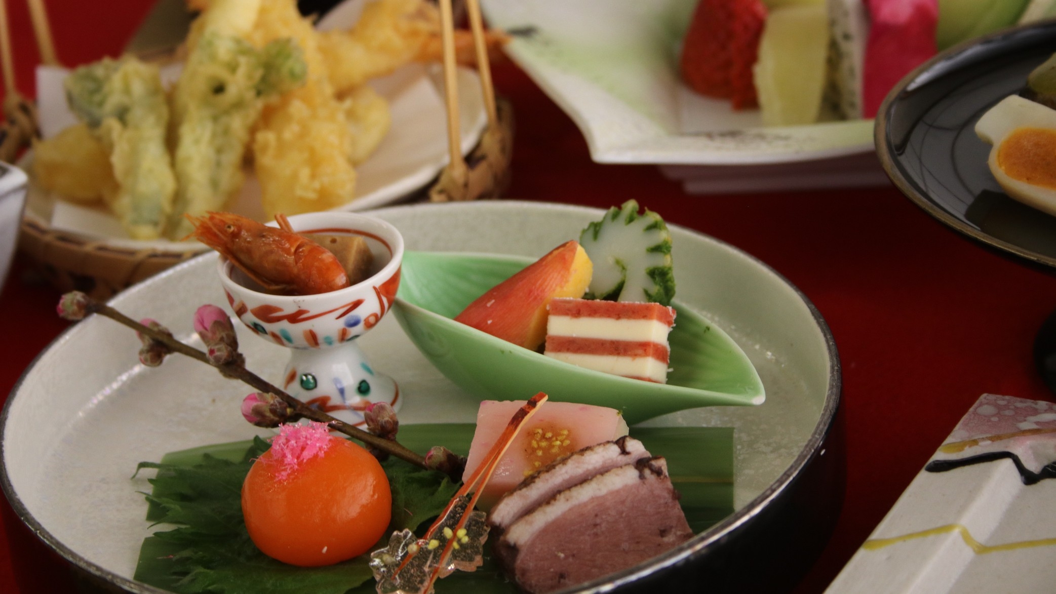 【スタンダード】季節の味覚を満喫！五感で楽しむ会席料理●湖畔の宿で心あたたまるおもてなし