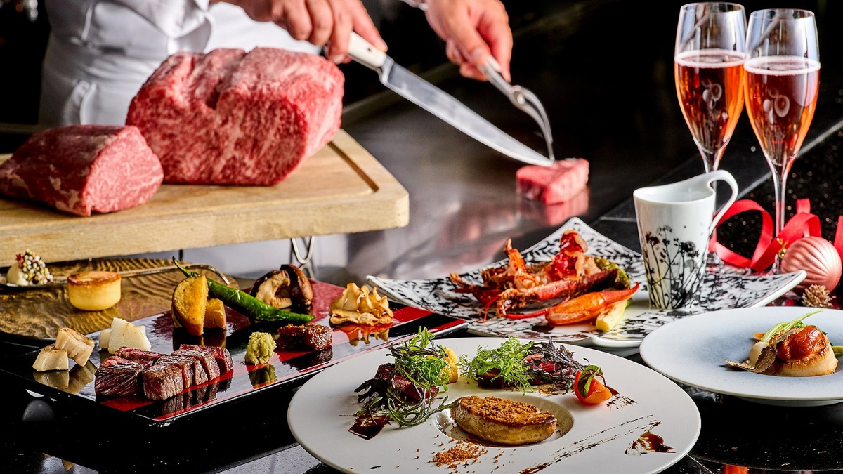 【Christmas2025】17：00〜 鉄板焼クリスマスディナー  ワンドリンク付！《夕食付き》