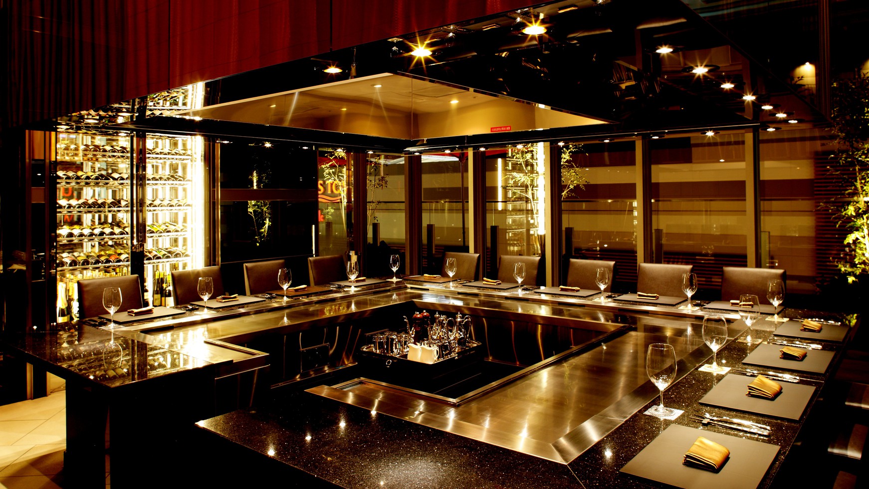 【Christmas2025】17：00〜 鉄板焼クリスマスディナー  ワンドリンク付！《夕食付き》