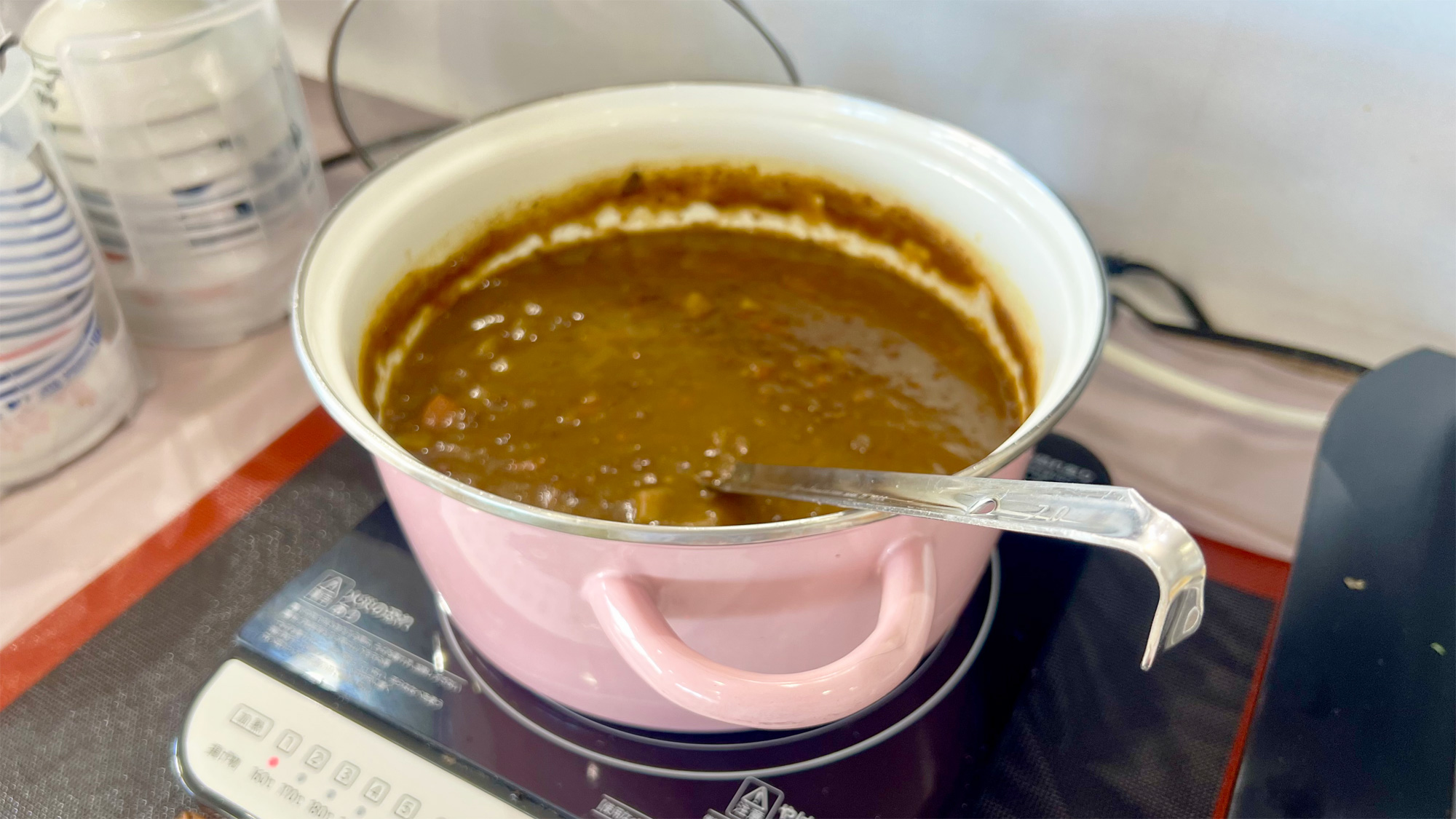 【ビュッフェスタイル朝食】人気のカレー