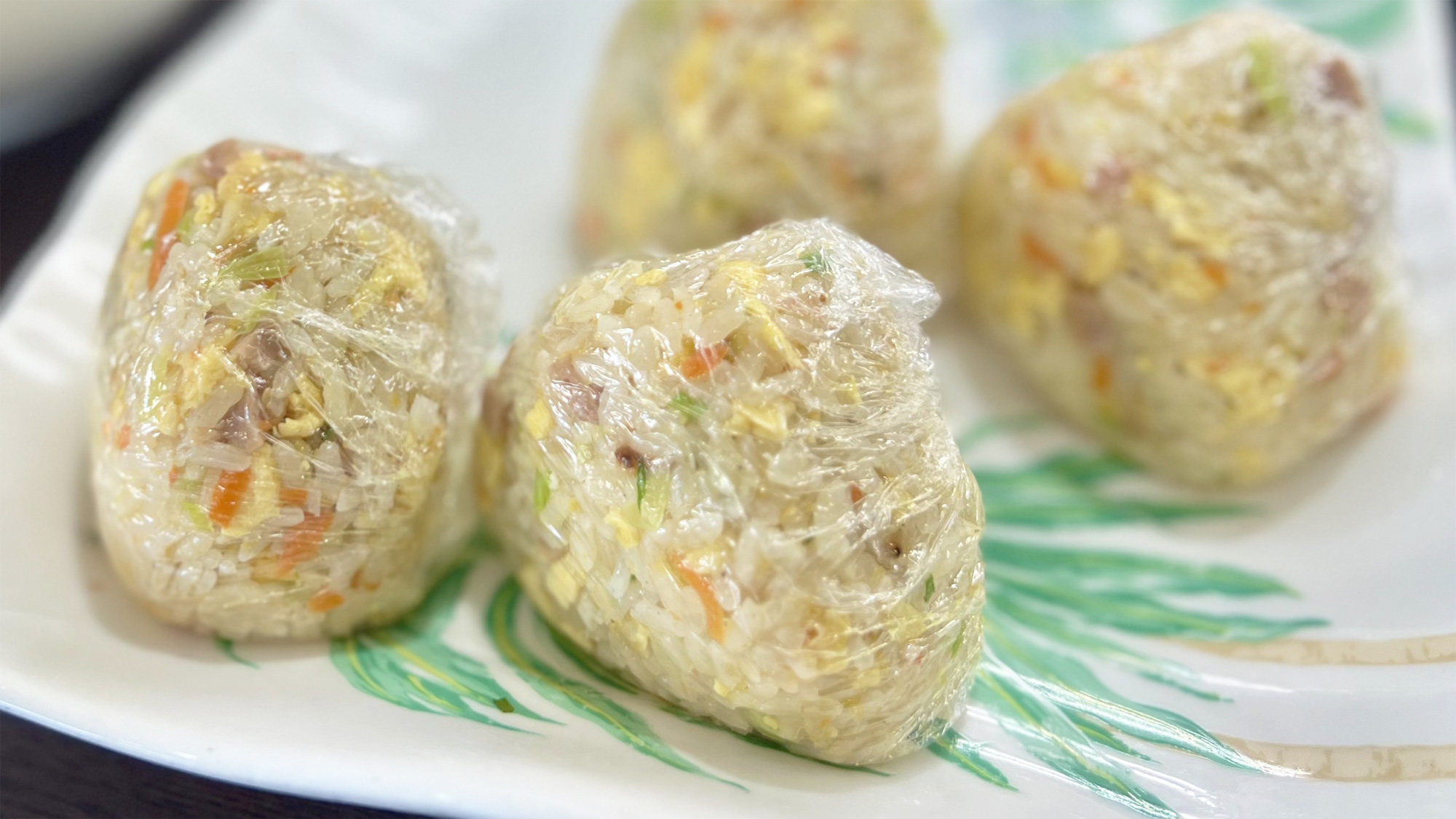 【ビュッフェスタイル朝食】おにぎり