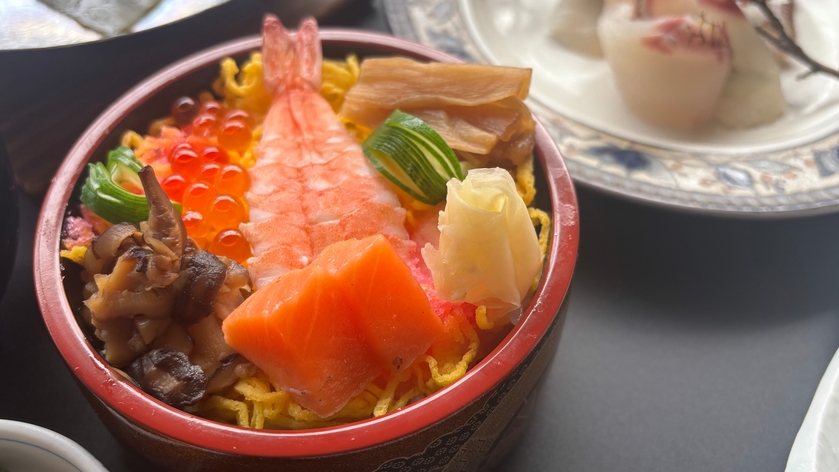 【春季限定｜春の下関味わい旅】桜鯛と山口県産牛を愉しむ華やぎ桜会席プラン