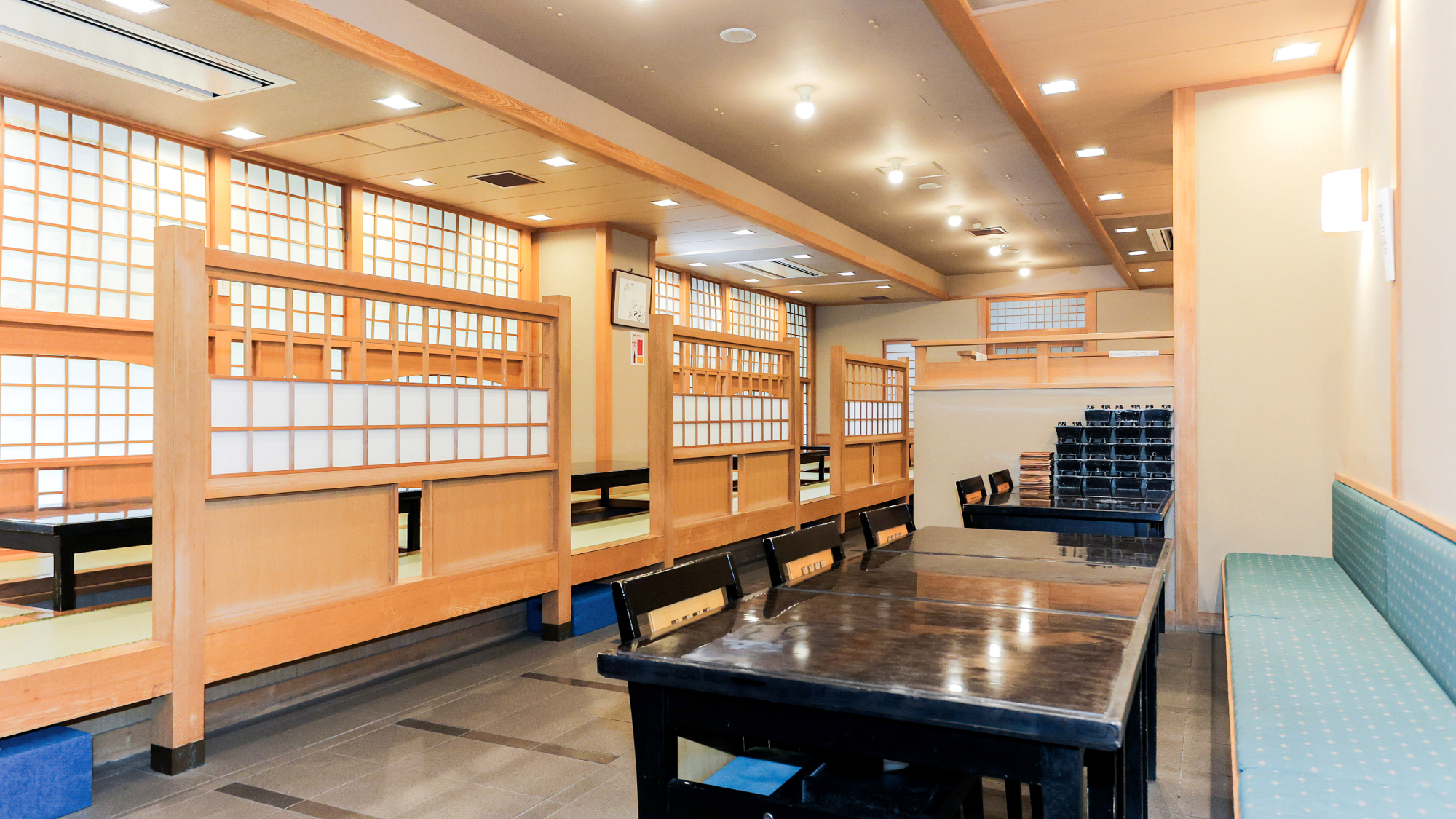 館内｜お食事処「伊呂里」