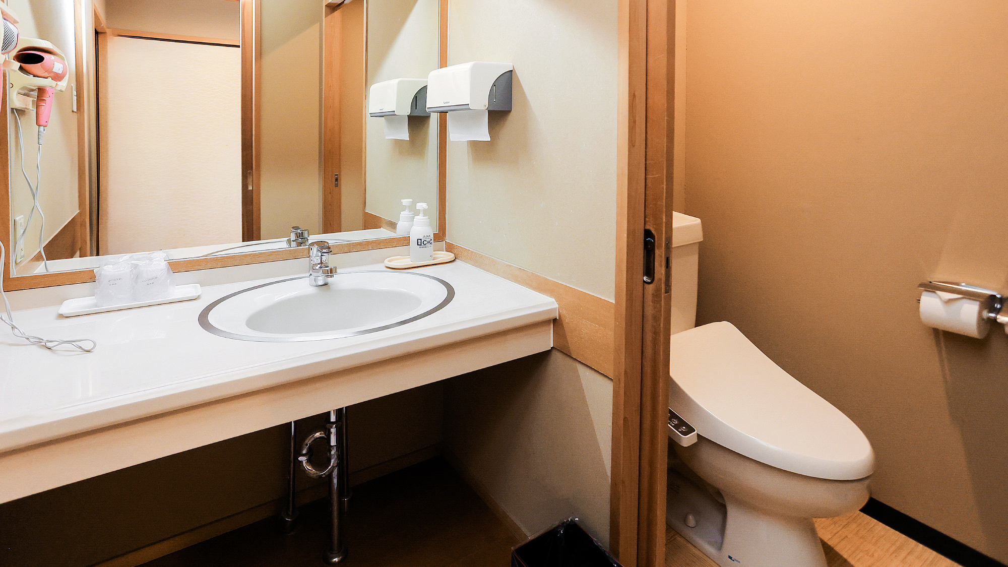 和室｜洗面所・トイレ