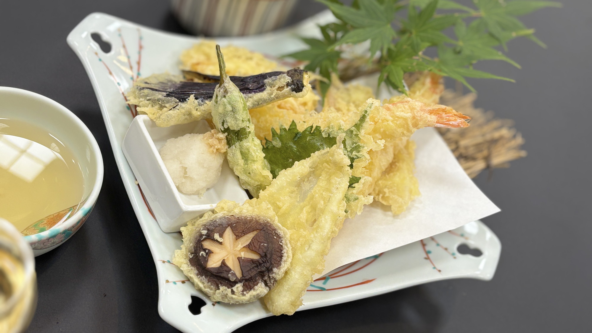 秋会席｜旬野菜と海老の天ぷら。秋の香りをカラッと楽しむ。