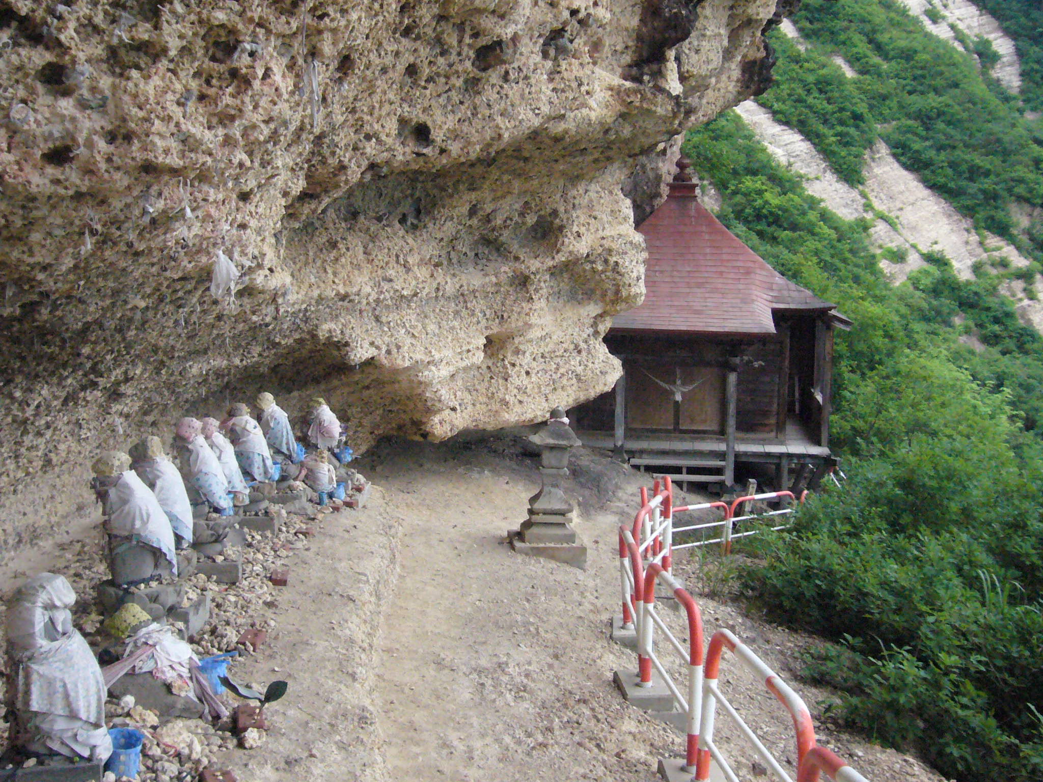 名勝地「地蔵倉」