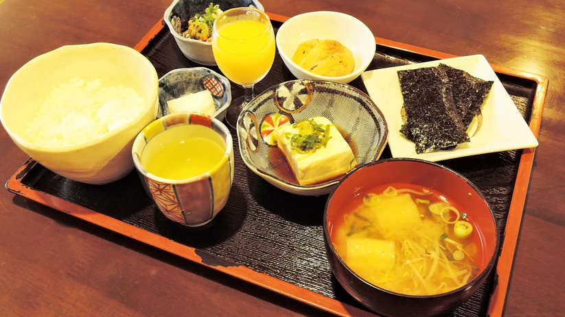 【朝食付き】選べる嬉しさ！和食または洋食、お好みの朝食で1日をスタート